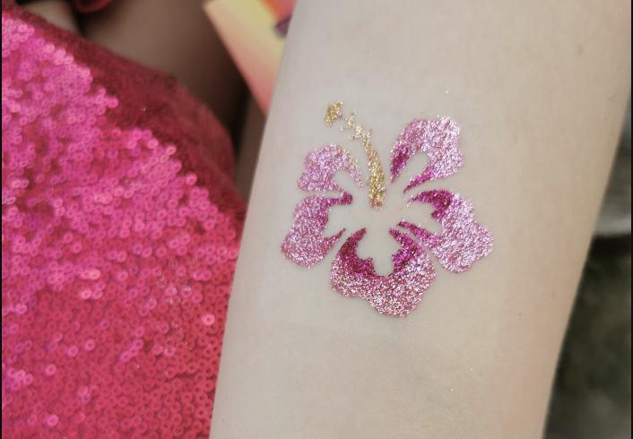 Glittertattoo's, leuk voor elk feestje!